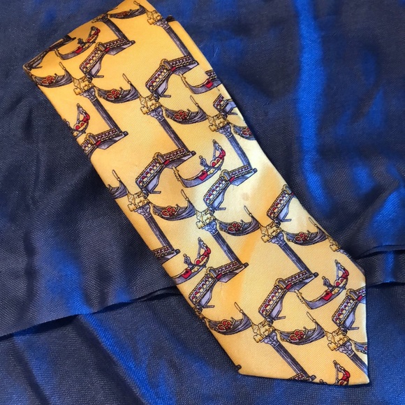 VENEZIA CIT TA’D’ARTE mens tie Gondola boats Made in Italy 100% Silk Gold Gray - Picture 10 of 13